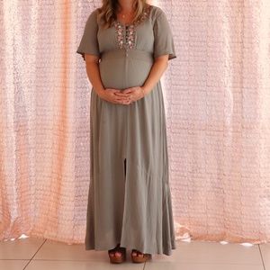 Bump Friendly - Maxi dress